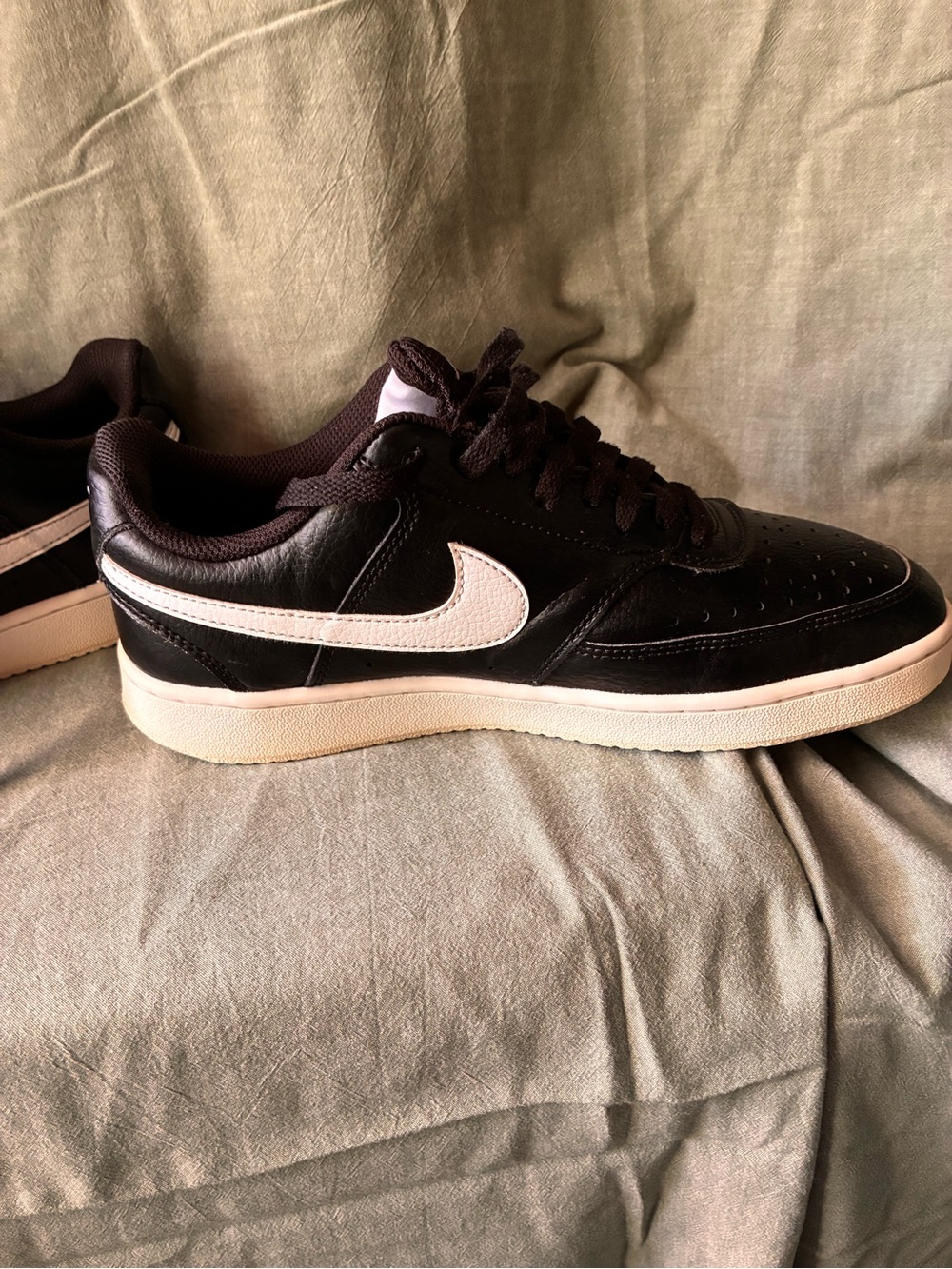 Nike Black Sneakers with White Swoosh - Picture 8 of 16